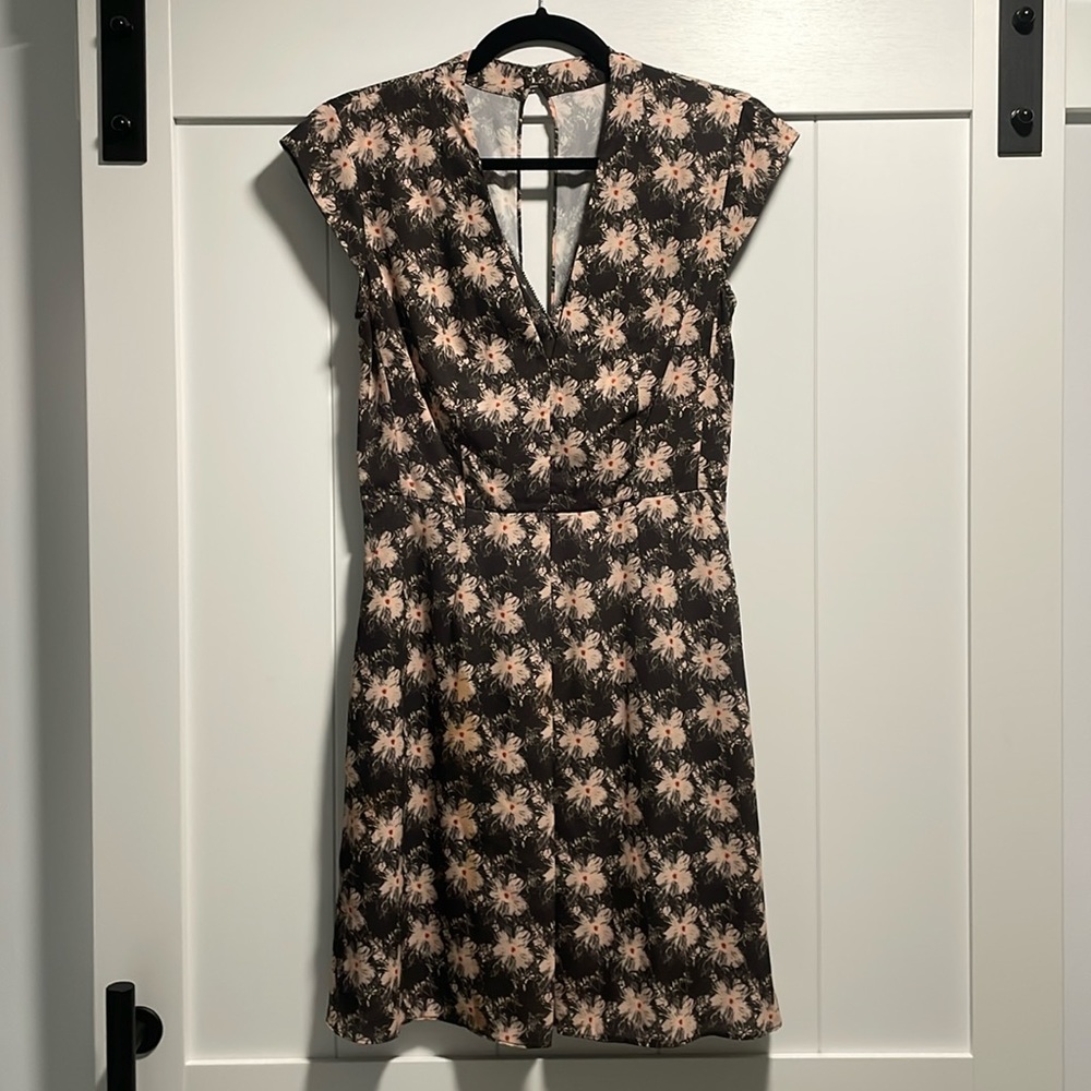 Reiss deep v-neck mini dress, size US 6